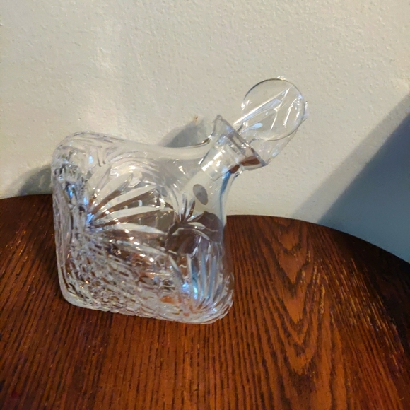 Side Rest Crystal Glass Decanter Vintage Hand Blown Astal 68 Ounce NWOT - Picture 7 of 7